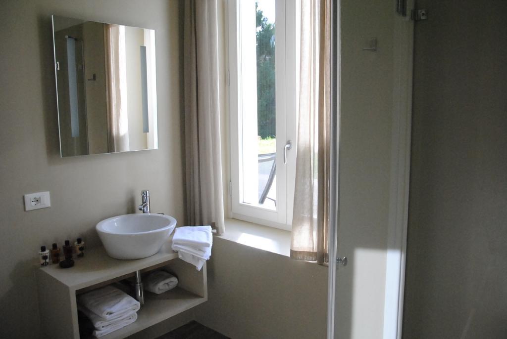 Washington Apartments Al Vittoriale 가르도네리비에라 객실 사진