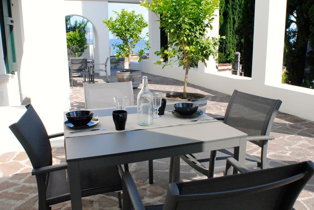 Washington Apartments Al Vittoriale 가르도네리비에라 외부 사진